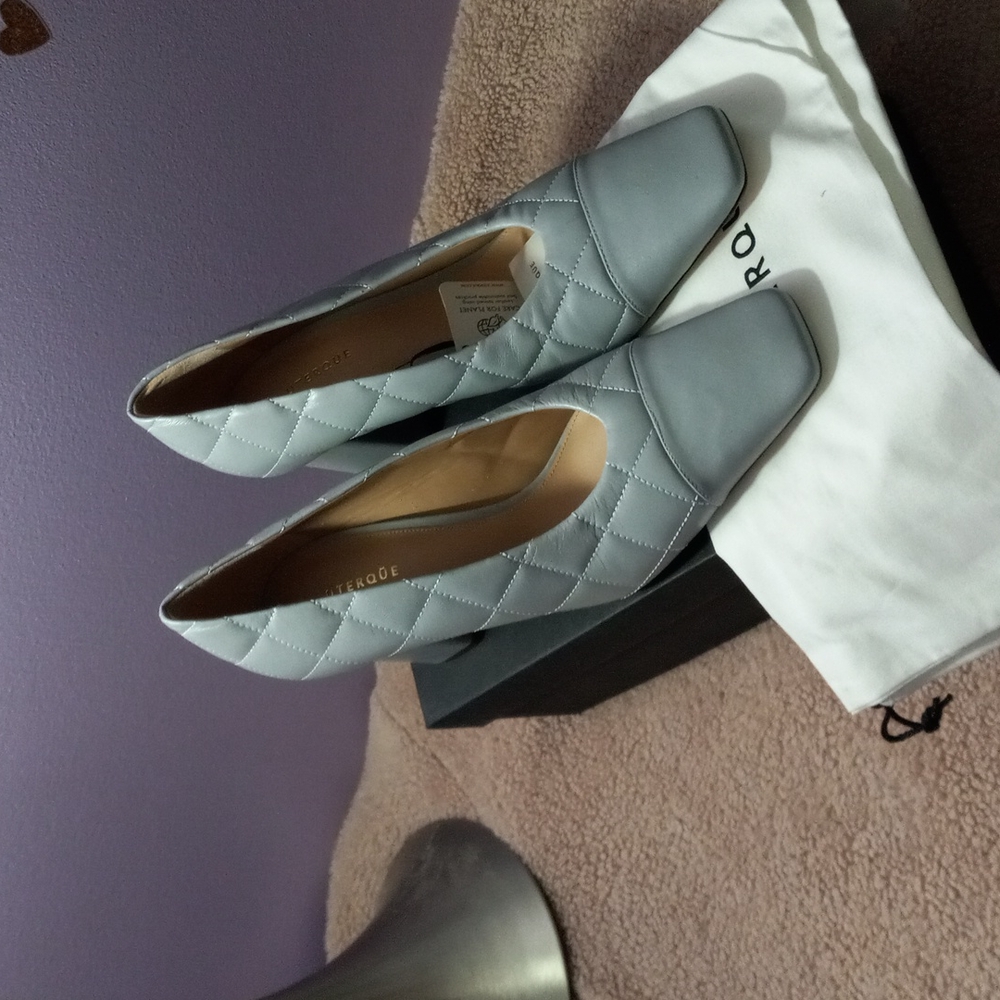 Uterque size 9 heel